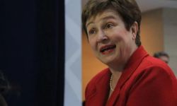 صندوق النقد الدولي: لا حل لمشكلة مصر إلا بتخفيض قيمة الجنيه