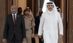 قائد الجيش السوداني يصل إلى قطر
