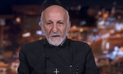 راعي كنيسة الأرمن: السوداني يعلم بمخطط “تهجير” المسيحيين من بلدان العرب