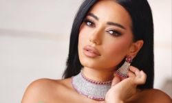 رحمة رياض تفجع برحيل شقيقتها من والدها