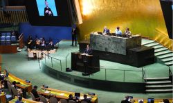 رئيس الوزراء: ندعم الاستثمارات التي تهدف إلى تنويع الاقتصاد بعيدا عن النفط