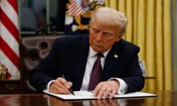 ترامب متهم باستخدام الذكاء الاصطناعي لصياغة أوامر تنفيذية