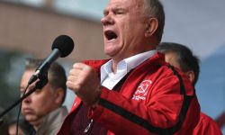 زيوغانوف: بايدن يؤجج نيران حرب عالمية ثالثة