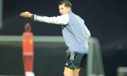 المنتخب العراقي الأول يجري مرانه الأخير قبل التوجه للدوحة