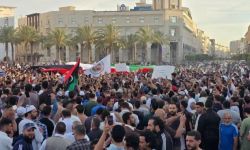 تظاهرات تطالبُ برحيل رئيس الحكومة الليبية