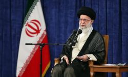 خامنئي: سنجعل الكيان الصهيوني يندم على جريمة تفجيرات دمشق