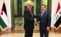 السوداني يستقبل رئيس الوزراء الأردني "بشر هاني الخصاونة" في بغداد