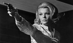 وفاة أيقونة السينما العالمية جينا رولاندز