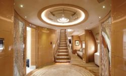 شاهد.. طائرة "ترامب" الرئاسية من الداخل.. وكم تقدر قيمتها؟