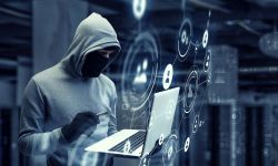 قراصنة يخترقون رسائل مسؤولين أمريكيين