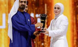 الناشطة العراقية تالا الخليل تتوج بلقب مسابقة صناع الأمل