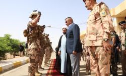 وزير الداخلية يصل منفذ عرعر الحدودي للإشراف على تفويج الحجاج