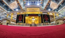 الحرم العباسي يُفرش بالكاربت الأحمر إيذانًا بحلول شهر محرم الحرام 1445 هجرية