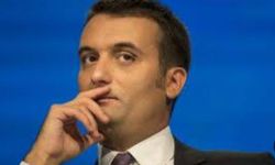 زعيم حزب "باتريوتس" الفرنسي : الامريكيون يقفون وراء هجوم المسيرات