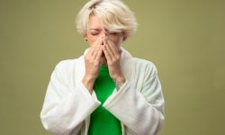 دراسة : فقدان حاسة الشم يعَدُّ علامة إنذار مبكرة بمرض الزهايمر