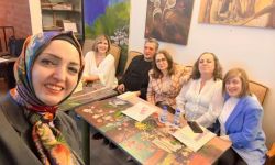 أمسية شعرية تحتفي بالكلمة في بيروت