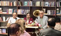 الناقدة العراقية د. موج يوسف توقع كتابها النقدي الثالث