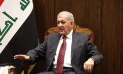 العراق يبدي استعدادا للمساهمة في انجاح المفاوضات الجارية بين إيران وأمريكا