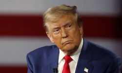 ترامب يظهر مصاباً بمرض مزمن