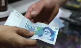 العملة الإيرانية تهبط لأدنى مستوى لها على الإطلاق