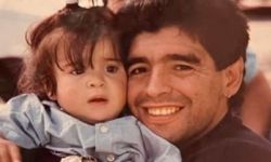 ابنة مارادونا: والدي "قُتِل"