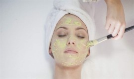 الماء البارد أم الساخن.. أيّهما الأفضل لغسل الوجه؟