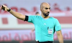 طاقم تحكيم اماراتي لمباراة أسود الرافدين امام فلسطين