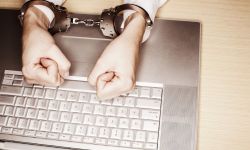 مشروع قانون أمريكي جديد يسعى لتجريم المواد الإباحية على الإنترنت