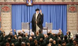 خامنئي يجتمع بقادة الحرس الثوري لأول مرة بعد 5 سنوات