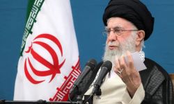 السيد الخامنئي يرأس اجتماعا أمنيا بخصوص لبنان