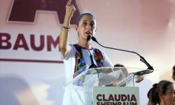 فوز كلاوديا شينباوم لتصبح أول رئيسة للمكسيك