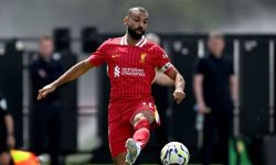 أرني سلوت يعلق على مستقبل محمد صلاح مع ليفربول