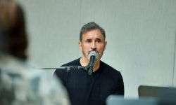 القيصر يحدثُ ضجة بنيولوك جديد