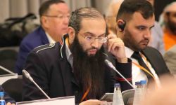 فرنسا تحيل ناشطاً للقضاء بسبب كلمة انتفاضة