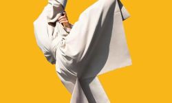 الفلسطينية ياسمين زاهر تحصد "جائزة ديلان توماس" الأدبية