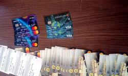 السلطات العراقية تضبط قرابة 400 بطاقة مصرفية معدة للتهريب