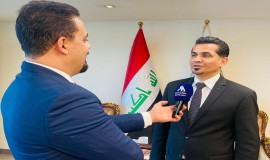 وزير النقل يعلن التعاقد مع 4 شركات عالمية فنية واقتصادية بشأن طريق التنمية