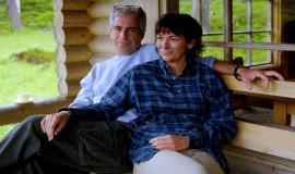 مجلة "دير شبيغل" غيلين ماكسويل حملت بطاقة صحفية دولية صادرة من ألمانيا