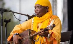 الموت يغيب عميدة موسيقى الديوان النسوية في الجزائر حسنة البشارية