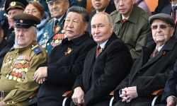 روسيا تحيي الذكرى الـ80 للنصر بعرض عسكري ضخم..